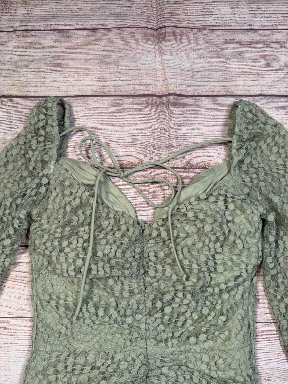 NWT‎ Selfie Leslie Olive Green Ruched Square Neck Lace Sheer Sleeve Mini Dress - Picture 10 of 13